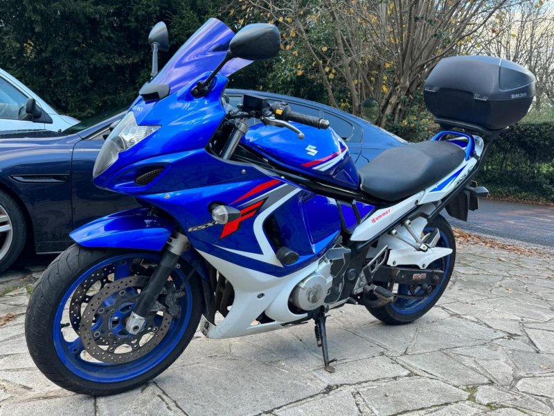 SUZUKI GSX650