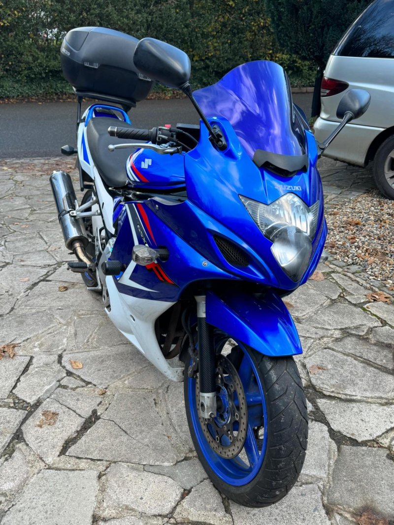 SUZUKI GSX650
